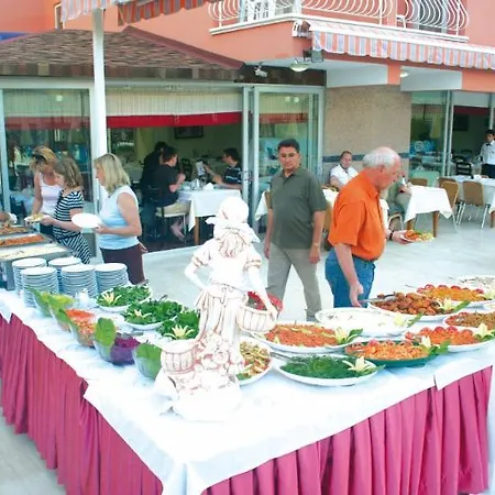 Lara Dinc Otel 3*